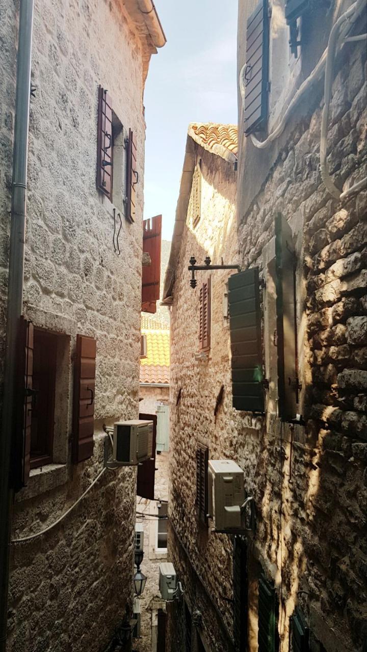 Kotor Bagus - Cozy Boutique Old Town Studio With Seaview Terrace Extérieur photo