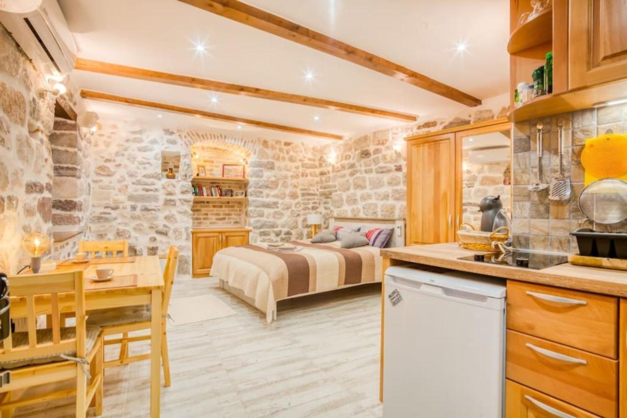 Kotor Bagus - Cozy Boutique Old Town Studio With Seaview Terrace Extérieur photo